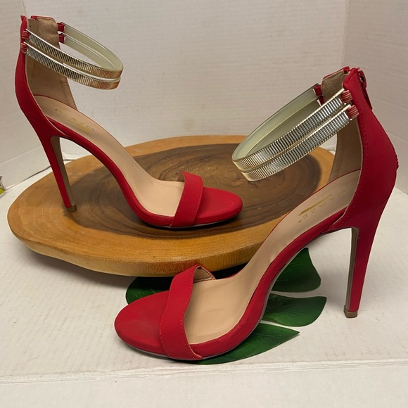 Glaze Ankle strap Red Stiletto Heels - Picture 3 of 12